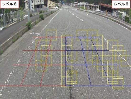 レベル6のひび割れの舗装道路の検知画面