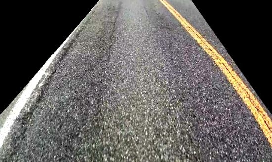 レベル3のわだち掘れの状態の舗装道路