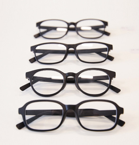 JINSのデザインプロジェクト。第1弾はジャスパー・モリソン：日経