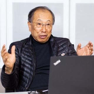 富田 直美 ハウステンボス取締役CTO(最高技術責任者)兼hapi-robo st(ハピロボ)代表取締役社長<br>外資系IT企業の日本法人社長など9社の経営に携わり、財団法人日本総合研究所理事、社会開発研究センター理事、アジア太平洋地域ラジコンカー協会(FEMCA)の初代会長などを歴任。多摩大学客員教授