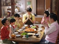 クックドゥ 竹内涼真 浜辺美波の大家族もので過去最高売り上げ 日経クロストレンド クックドゥ 竹内涼真 浜辺美波の大家族もので過去最高売り上げ 日経クロストレンド