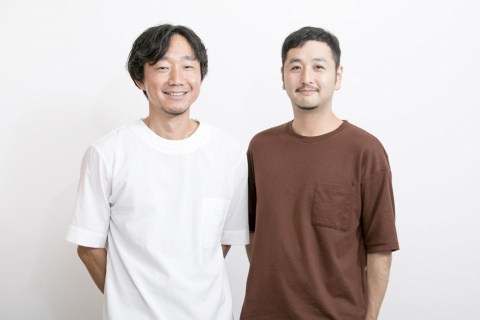 (左)ddd inc.(スリーディー)クリエーティブディレクター 及川貴雄氏。2000年に読売広告社入社。16年、ddd inc.設立。サンスター「Ora2」のCMやアイデムのウェブメディア「ジモコロ」なども手掛ける。(右)読売広告社 コピーライター・CMプランナー 永野広志氏。06年読売広告社入社。東急ハンズCMや明治の6秒展開ウェブCM「きの子と竹彦」などでも活躍