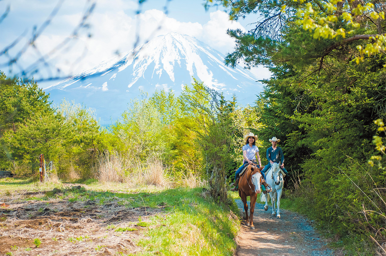 星のや富士 アクティブなアウトドア体験を楽しむ拠点 日経クロストレンド