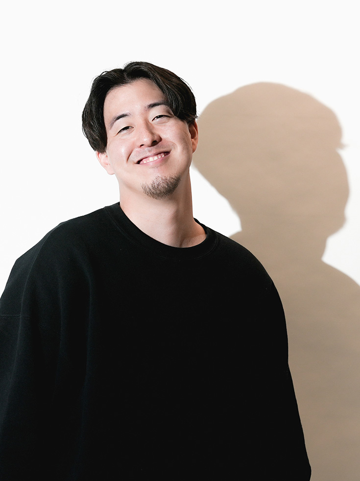 栗林 嶺（くりばやし・りょう）氏　電通に入社後、企業広告からエンタメ作品まで様々なクリエーティブを手掛ける。2020年にrecriを設立
