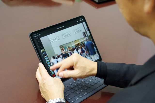 キーボードとタッチパネルをシームレスに操 日経クロストレンド キーボードとタッチパネルをシームレスに操 日経クロストレンド