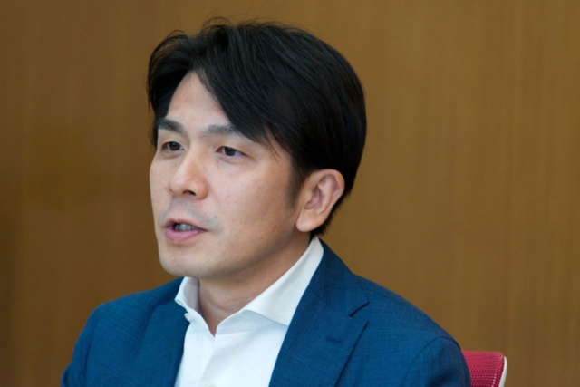アニプレックスの岩上敦宏社長。プロデューサーとして『劇場版 空の境界』や「物語」シリーズ、「魔法少女まどか☆マギカ」シリーズなどのヒットシリーズを手掛け、2016年に社長に就任