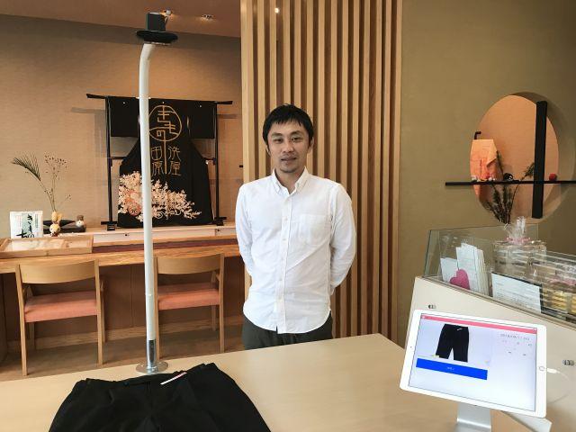 福岡のクリーニング店が50万円で 無人ai受付 を作れたワケ 日経クロストレンド