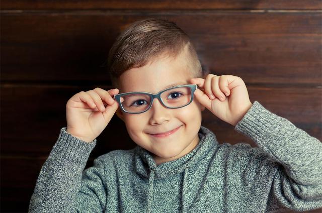 子供の眼鏡を3dプリント サブスクでも提供 海外提携誌 日経クロストレンド 子供の眼鏡を3dプリント サブスクでも提供 海外提携誌 日経クロストレンド