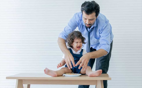 気が利く と 余計なお世話 紙一重の差はどこから生まれる 日経クロストレンド 気が利く と 余計なお世話 紙一重の差はどこから生まれる 日経クロストレンド