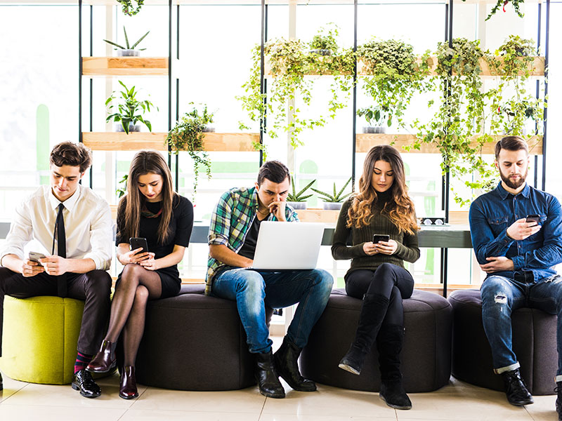 貴社の社内ポータルは機能しているか？　従業員にもパーソナライズ配信