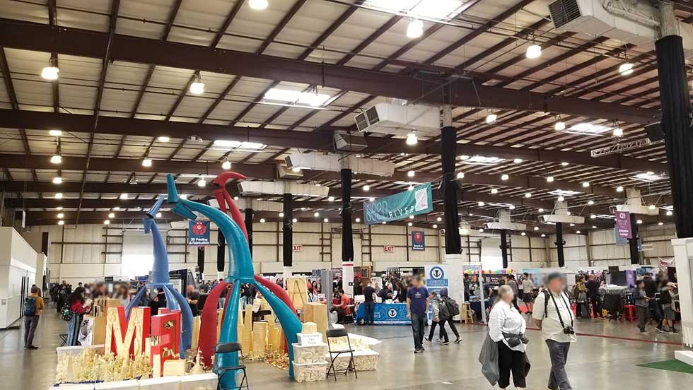 シリコンバレーのイノベーションを体感できる米自作祭 日経クロストレンド シリコンバレーのイノベーションを体感できる米自作祭 日経クロストレンド