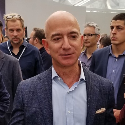 米アマゾン・ドット・コムのジェフ・ベゾスCEO。2019年9月、米シアトルで開催したハードウエア発表会(撮影/シリコンバレー支局)