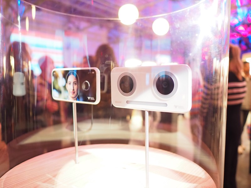 OpenAIサム・アルトマン氏の人間認証サービス スマホ型新機器も：日経