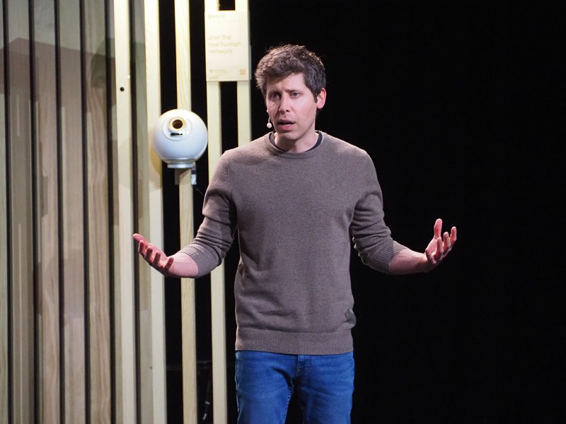 OpenAIサム・アルトマン氏の人間認証サービス スマホ型新機器も：日経