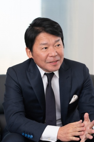 カプコンの辻本春弘代表取締役社長 最高執行責任者（COO）
