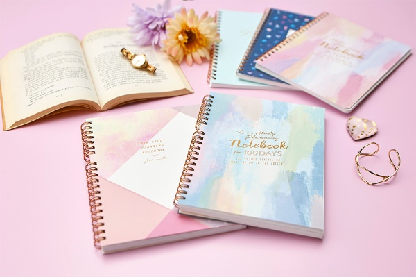 計画の6倍売れた 女性に人気の文具スタディープランナーとは 日経クロストレンド 計画の6倍売れた 女性に人気の文具スタディープランナーとは 日経クロストレンド