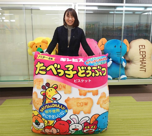 たべっ子どうぶつ がコンビニでバカ売れ 裏に若者向けマーケ 日経クロストレンド たべっ子どうぶつ がコンビニでバカ売れ 裏に若者向けマーケ 日経クロストレンド