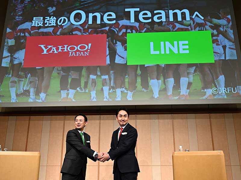 華々しい企業同士の共同発表、その裏で泣く広報