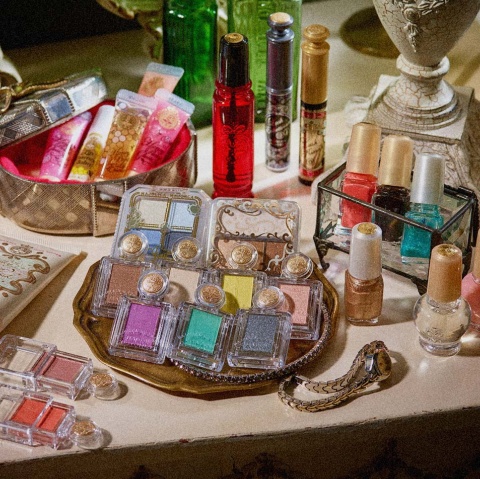 資生堂の人気コスメ 商品名は魔法の呪文 2テーマ40案から厳選 日経クロストレンド 資生堂の人気コスメ 商品名は魔法の呪文 2テーマ40案から厳選 日経クロストレンド