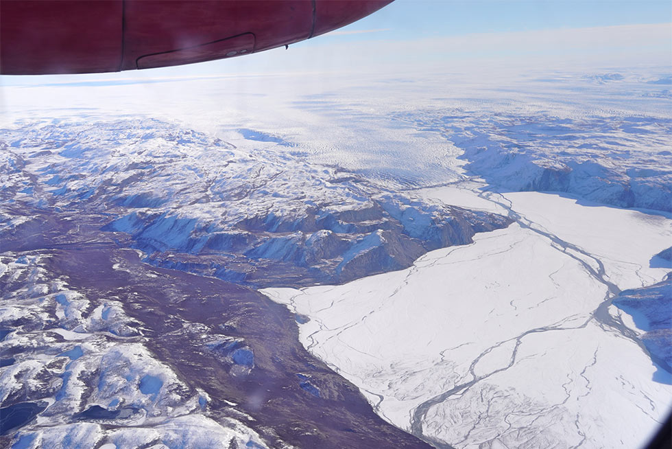 目の前で解ける氷床 グリーンランドで実感した地球温暖化の影響 日経クロストレンド