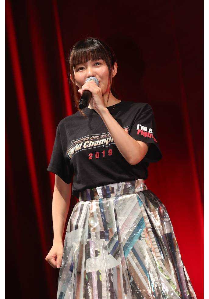 スペシャルゲストとしてマリー ローズ役の 日経クロストレンド スペシャルゲストとしてマリー ローズ役の 日経クロストレンド