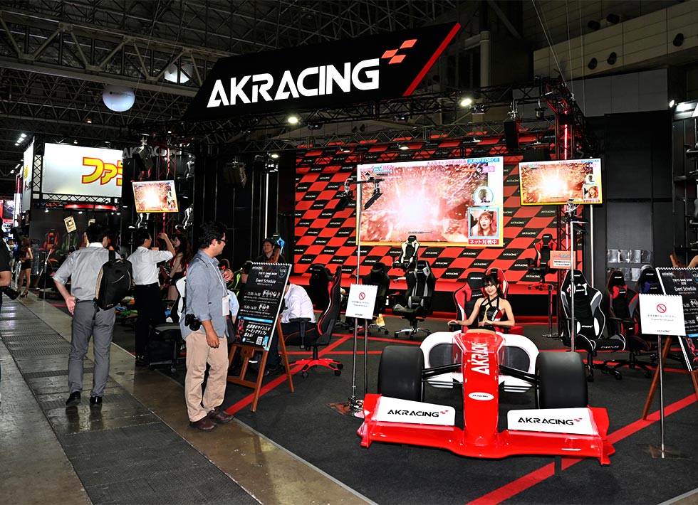 座椅子モデル が人気 オフィス需要高まるゲーミングチェア 日経クロストレンド