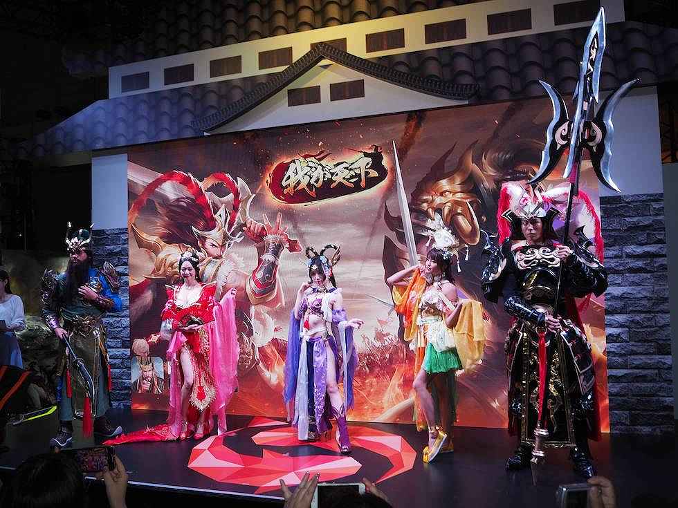 『我が天下』『戦国布武』のコスプレーヤーによるイベントなどが実施されるなど、既存ゲームのプロモーションに力が注がれていた