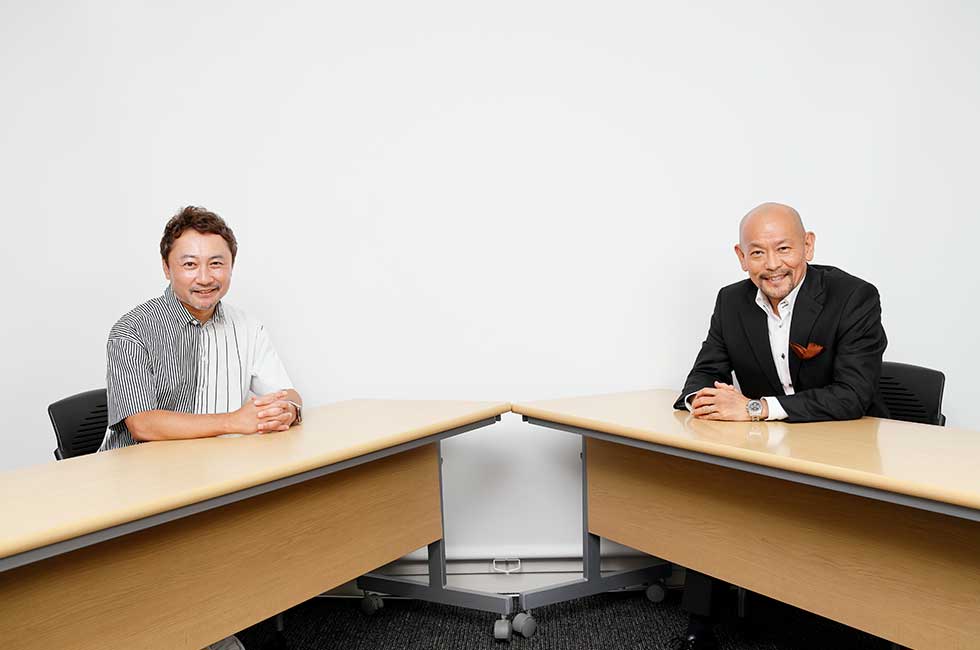 本田事務所 代表取締役／PRストラテジストの本田哲也氏（左）、クー・マーケティング・カンパニー 代表取締役の音部大輔氏（右）
