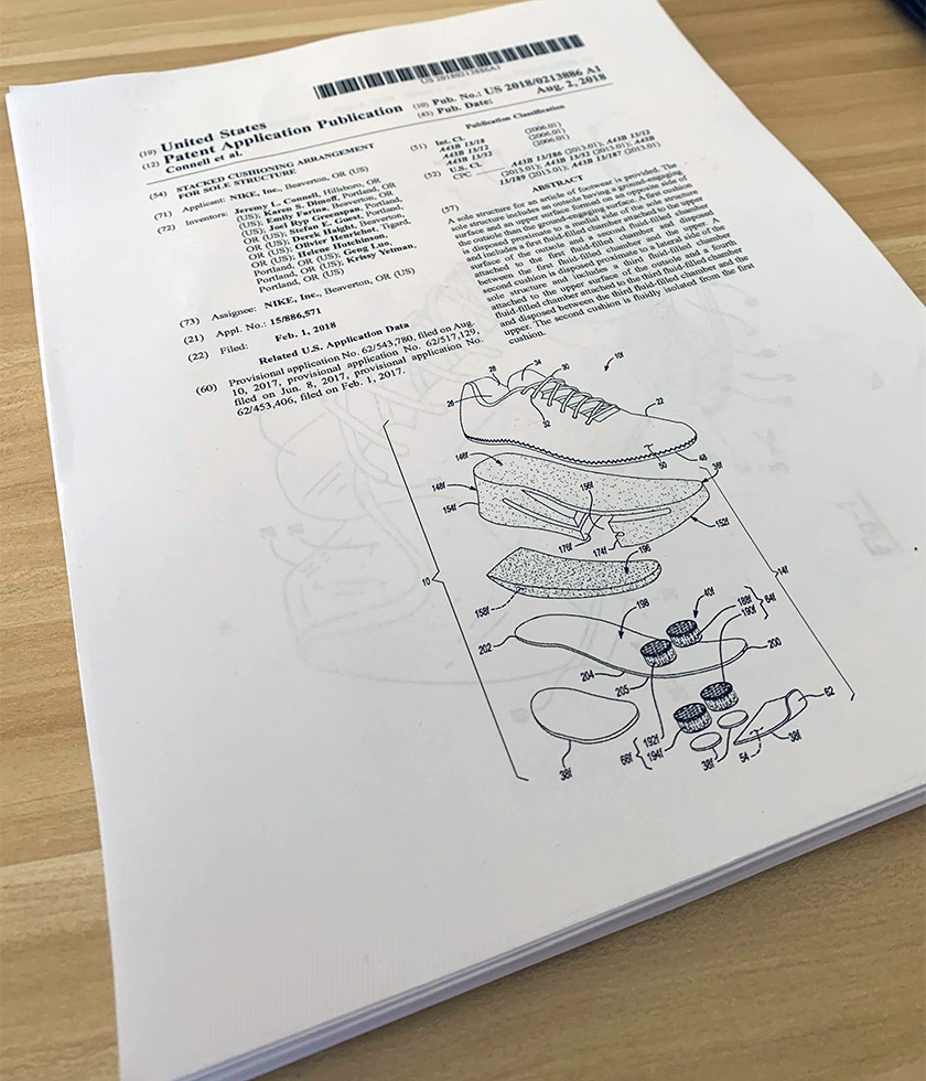 ナイキの出願した厚底シューズに関連する特許。米国特許公開番号「2018/0213886 A1」。100ページ近くの分量がある