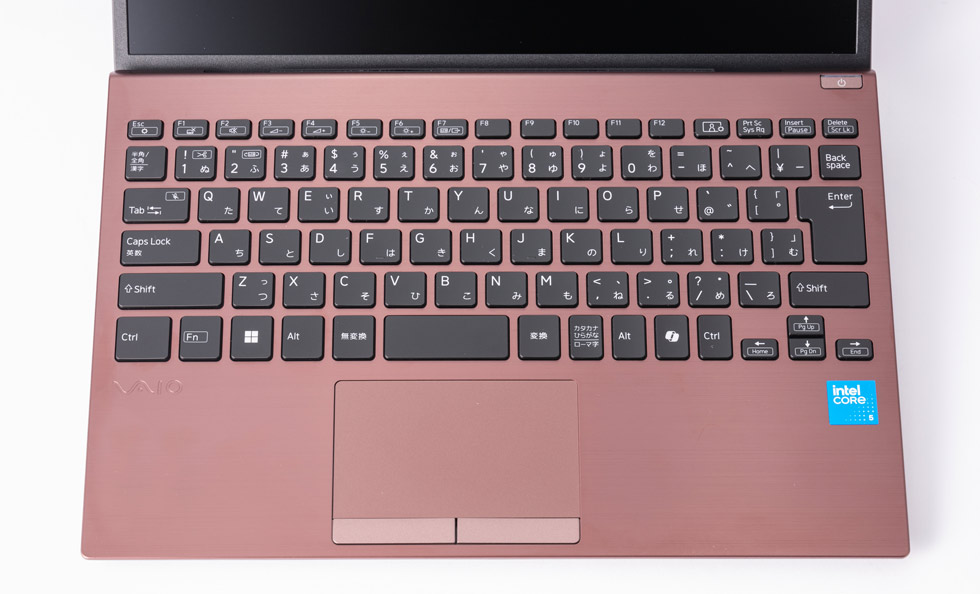 VAIOのノートPC「VAIO Pro PG」 KDDIのConnectINで魅力倍増するか