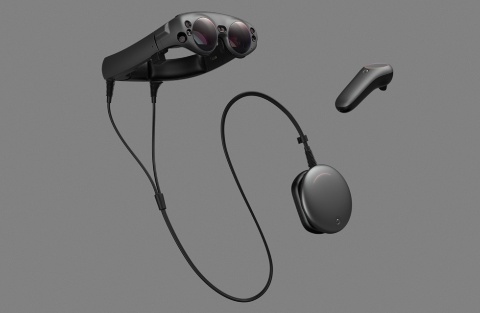 NTTドコモが20年5月以降に発売する予定の「Magic Leap 1」(写真提供/NTTドコモ)