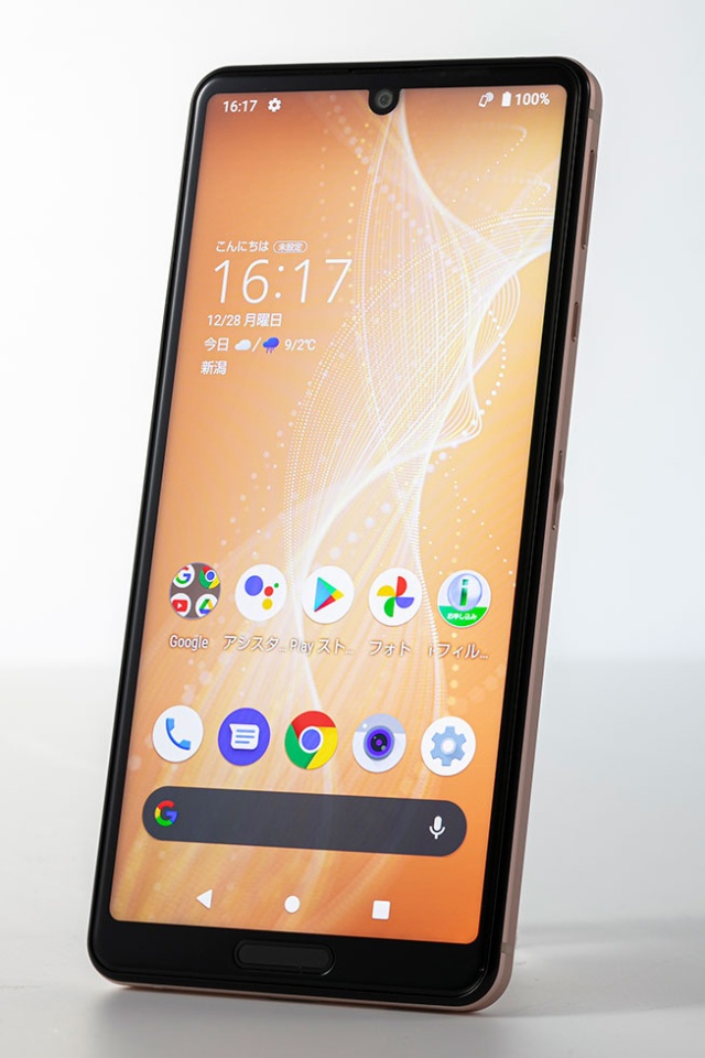 300万台売ったスマホ Aquos Sense が狙う次の市場 日経クロストレンド