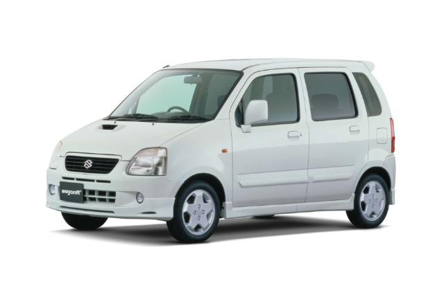 地味なスズキ ソリオ はなぜ売れる 小型ハイトワゴンが活況 日経クロストレンド 地味なスズキ ソリオ はなぜ売れる 小型ハイトワゴンが活況 日経クロストレンド