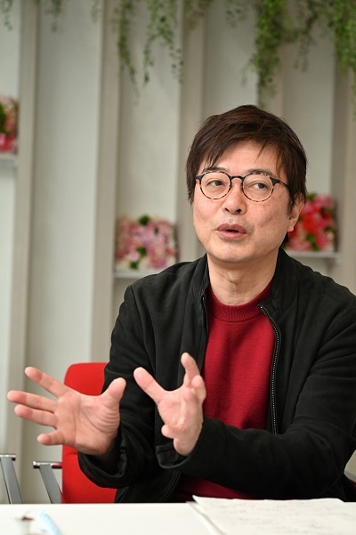 鹿毛康司氏