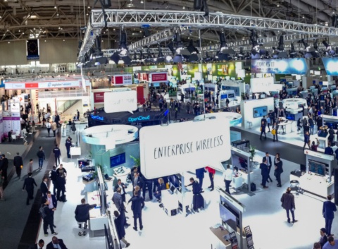 新型コロナウイルス感染拡大の影響で、リアルの場で開催されていたイベントのオンライン化が加速している。画像はイメージ(写真提供/shutterstock)