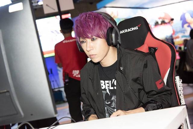 金爆 歌広場淳 Eスポーツの見せ方はもっと工夫できる 日経クロストレンド 金爆 歌広場淳 Eスポーツの見せ方はもっと工夫できる 日経クロストレンド
