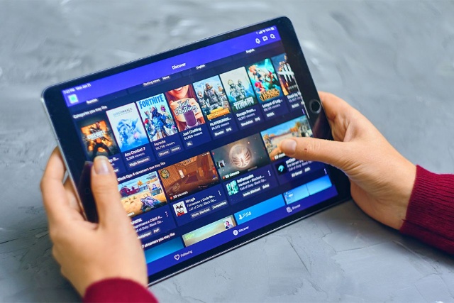 コロナ禍でライブ配信が盛況 好調twitchと巨人youtubeの違いは 日経クロストレンド コロナ禍でライブ配信が盛況 好調twitchと巨人youtubeの違いは 日経クロストレンド