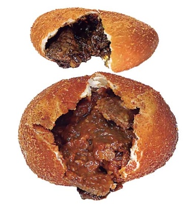 カレーパンだ。