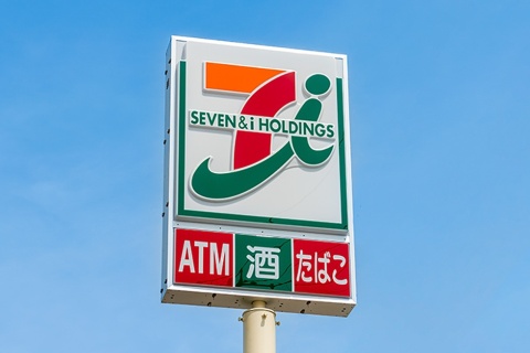 セブン-イレブン・ジャパンの執行役員 マーケティング本部長の岡嶋則幸氏が語った、同社のマーケティング戦略とは? (画像/Metro Hopper/stock.adobe.com)