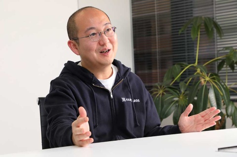 保育・店舗・福祉まで高齢社会を支えるAIの目 1日20万枚を撮影:日経クロストレンド