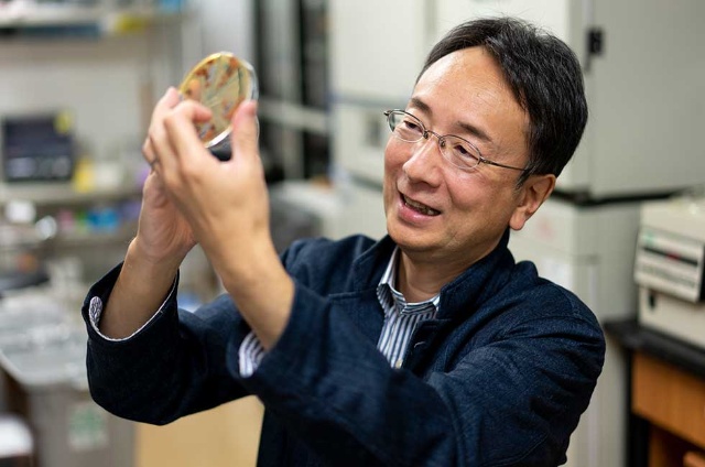 なぜ 空気読めない人 は必要か 生物学者 小林武彦氏に聞く 日経クロストレンド なぜ 空気読めない人 は必要か 生物学者 小林武彦氏に聞く 日経クロストレンド