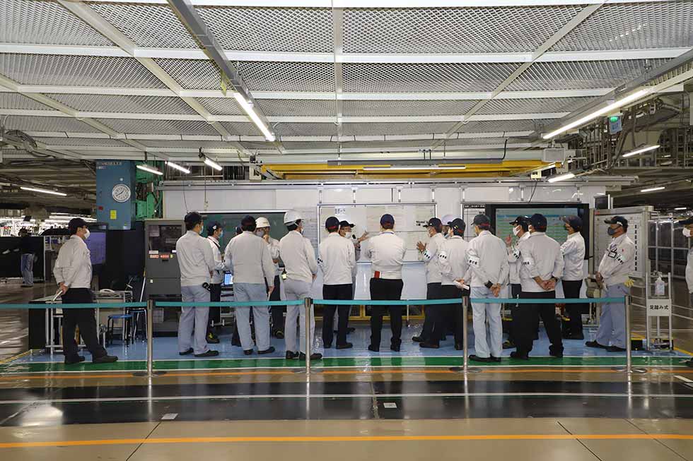 情報共有が圧倒的にうまくいく トヨタ式「日常管理板」とは：日経 