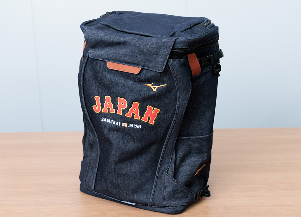 WBC「侍ジャパン」支えるミズノのバッグ 折れたバットをリサイクル