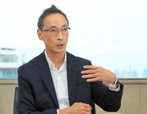 GAFA“反乱軍” D2C、Z世代と共創する「丸井流ロングテール」とは               丸井のOMO革命