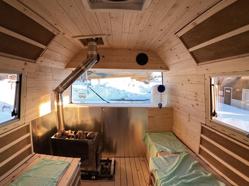 移動式サウナ」＆「地下水の水風呂」 次のサウナトレンド2選：日経