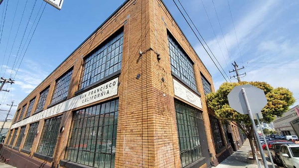 米サンフランシスコにあるダンデライオンチョコレートの本社工場。店舗や教室も兼ねているが、現在は新型コロナの感染拡大に対応して閉じている