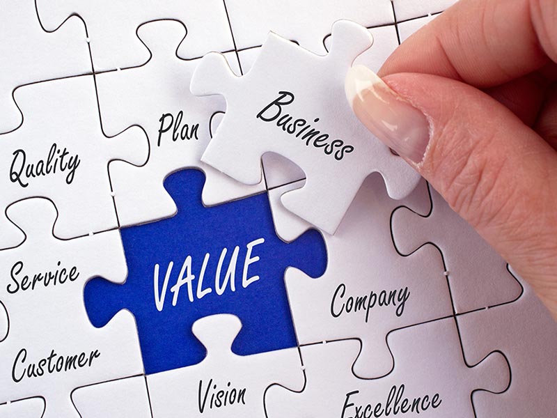 「ドリルではなく穴を売れ」は不十分　顧客を理解する西口式発想法