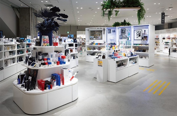 ロフトでざわめきが起きた 急成長メンズコスメ市場の1位は 日経クロストレンド ロフトでざわめきが起きた 急成長メンズコスメ市場の1位は 日経クロストレンド