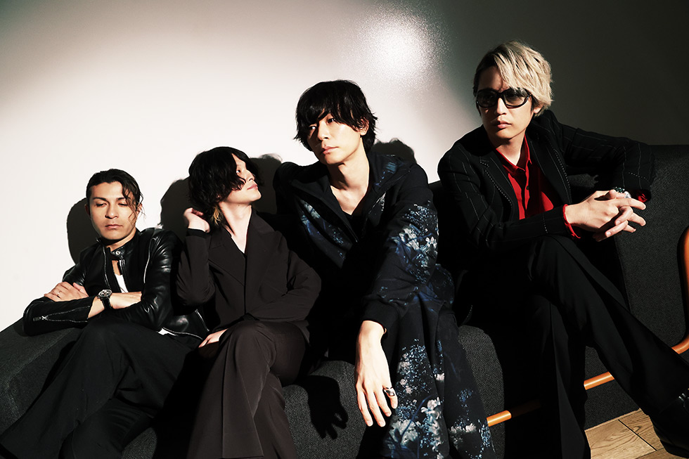 自らを挑発しファンを扇動する［Alexandros］のニューアルバム【前編