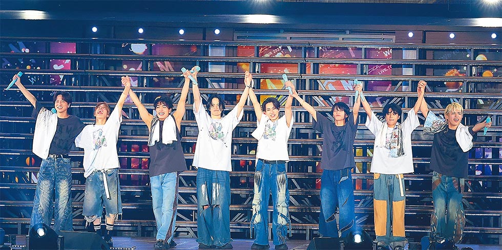 timelesz–––人生を変えた8人の喜びとオーラに巻き込まれた空間：日経